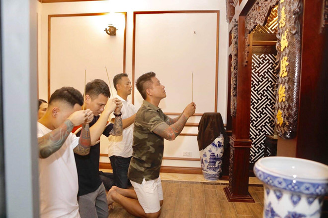sao viet ngay 129 loat anh bikini nong bong cua hoa hau phan hoang thu