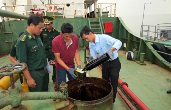 Ngăn chặn tình trạng buôn bán xăng dầu lậu