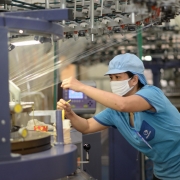 Mở cửa sản xuất trong điều kiện 