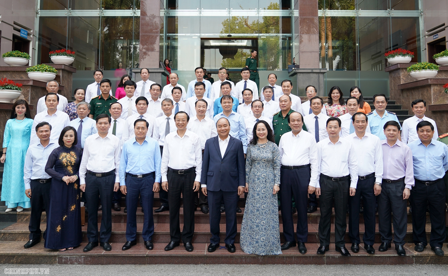 thu tuong nguyen xuan phuc lam viec voi lanh dao tinh lang son