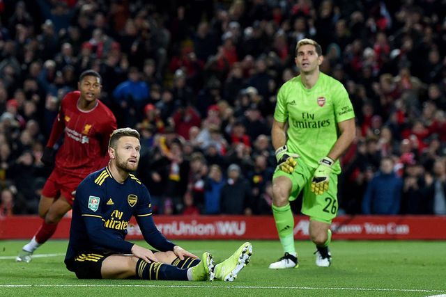 liverpool 5 5 arsenal penalty 5 4 mua ban thang o anfield
