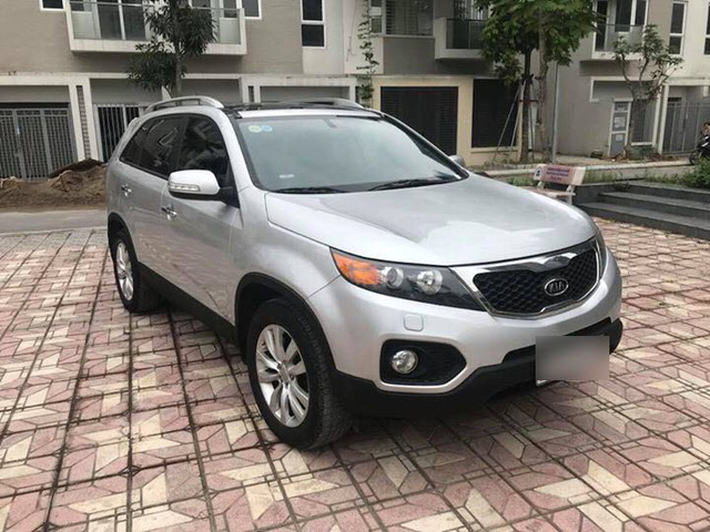 cuoi nam xe nhap ve o at dan viet van dai co cho xe gia re
