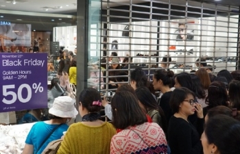 Black Friday ở Việt Nam - nhộn nhịp offline, mờ nhạt online