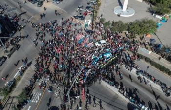 Lo sợ hỗn loạn, Mỹ đóng cửa một phần biên giới với Mexico