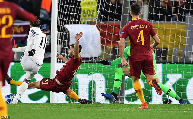 as roma 0 2 real madrid thay tro hlv solari gianh ngoi dau bang