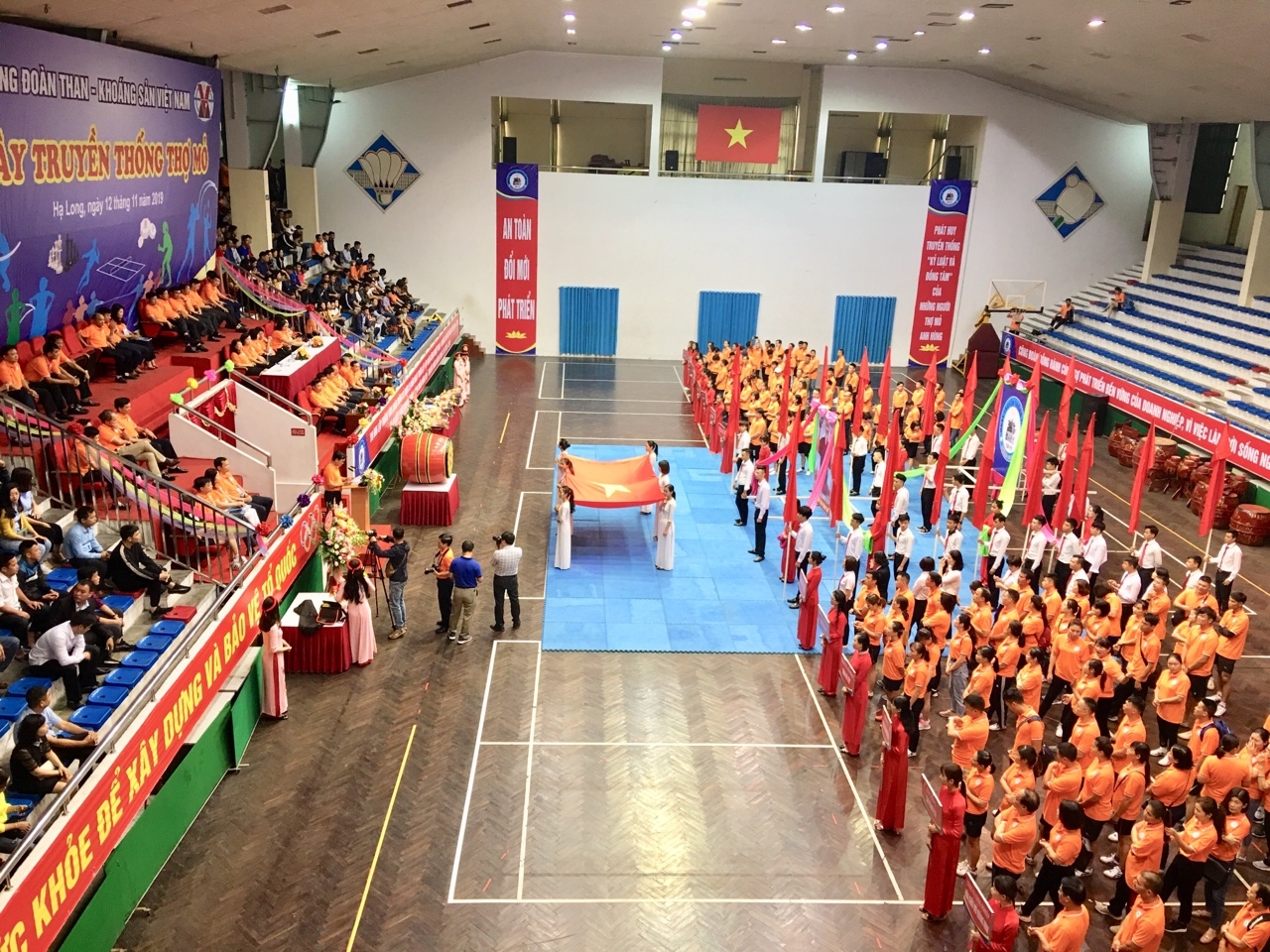 quacontrol gianh nhieu thanh tich trong ngay truyen thong tho mo nam 2019