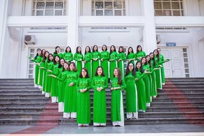 Đồng phục hay cuộc đua làm thương hiệu tinh tế của các ngân hàng Việt