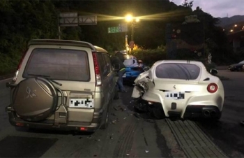 Sinh viên lái SUV đâm 4 siêu xe, tiền bồi thường 1,7 triệu USD