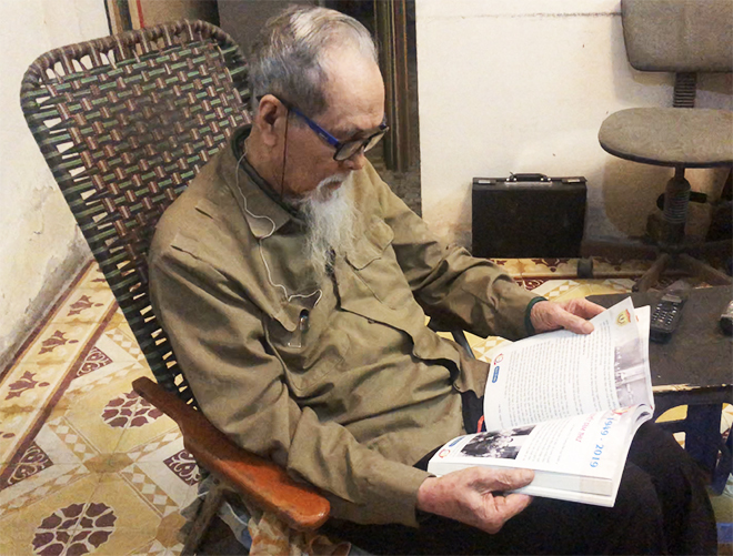 bac si quan y chong benh sot ret nam 1947