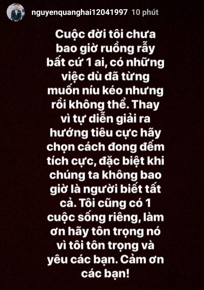 sao viet ngay 1812 dao dien le hoang bi nem da khi nhac lai chuyen lo clip nong cua hoang thuy linh