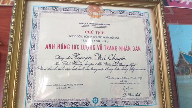 Chuyện về người anh hùng được Bác Hồ tặng huy hiệu