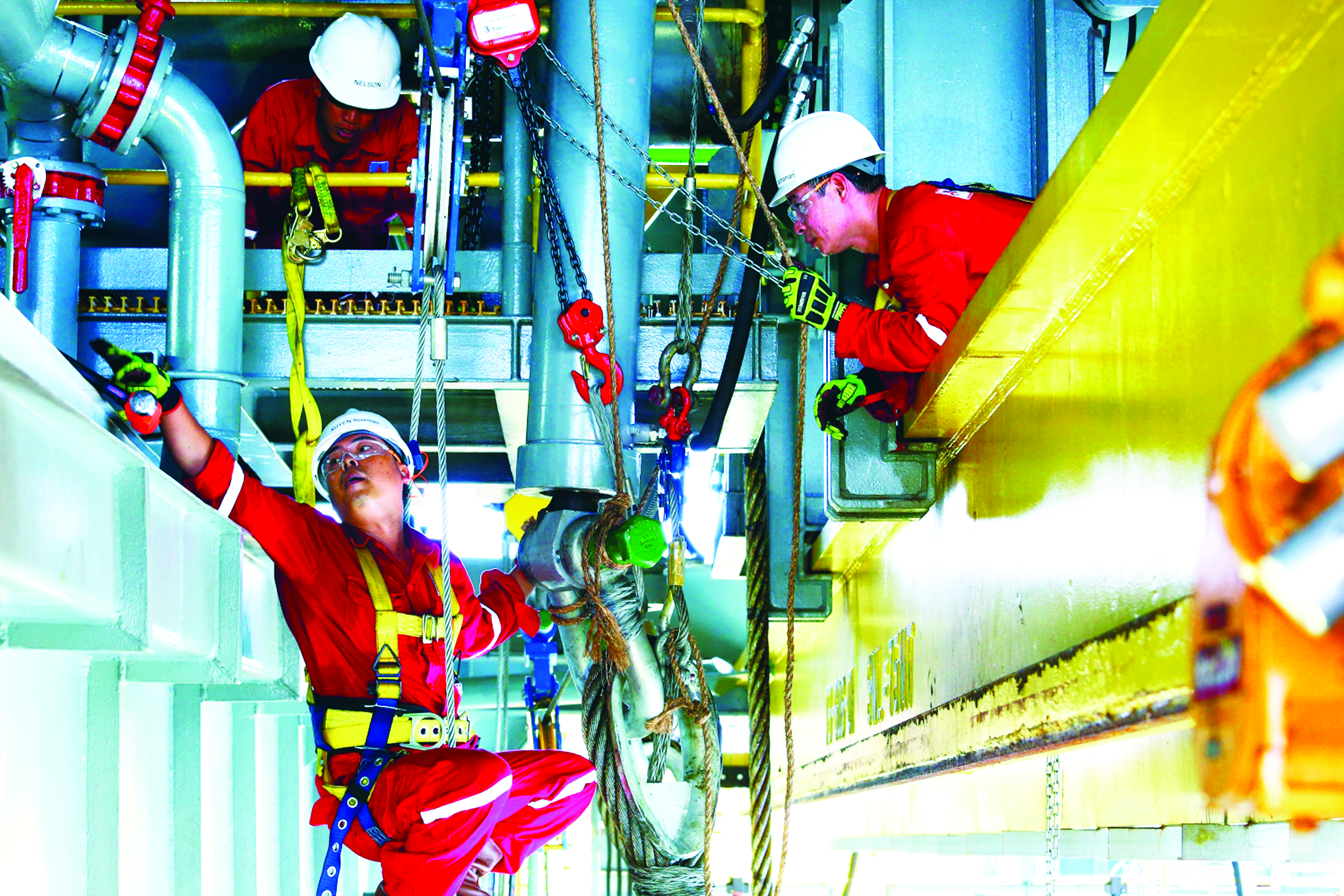 Người lao động dầu khí trên giàn khoan Nguồn: ITN