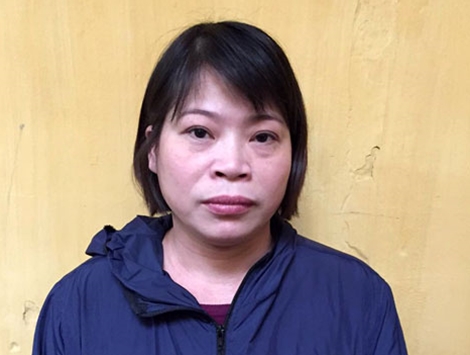 phan doi gai tam quat den mo