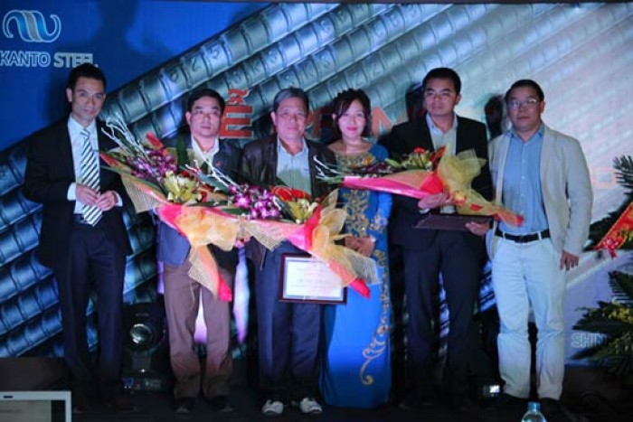 phu tho ra mat thuong hieu thep shinkanto