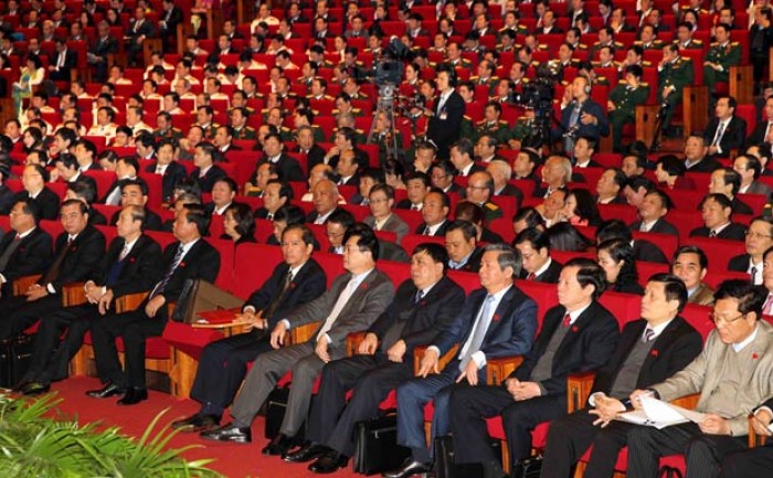 chum anh dai hoi dang xii thao luan cac van kien tai hoi truong