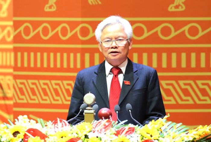 chum anh dai hoi dang xii thao luan cac van kien tai hoi truong