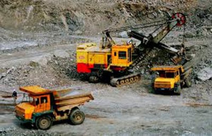 quang apatit lao cai loai i va iii ngay cang khan hiem