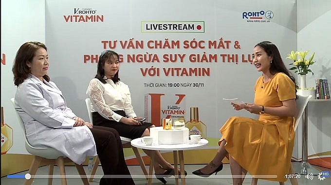 hiem hoa livestream