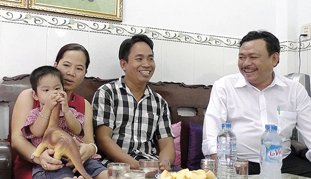 bac si co biet tai chua hiem muon