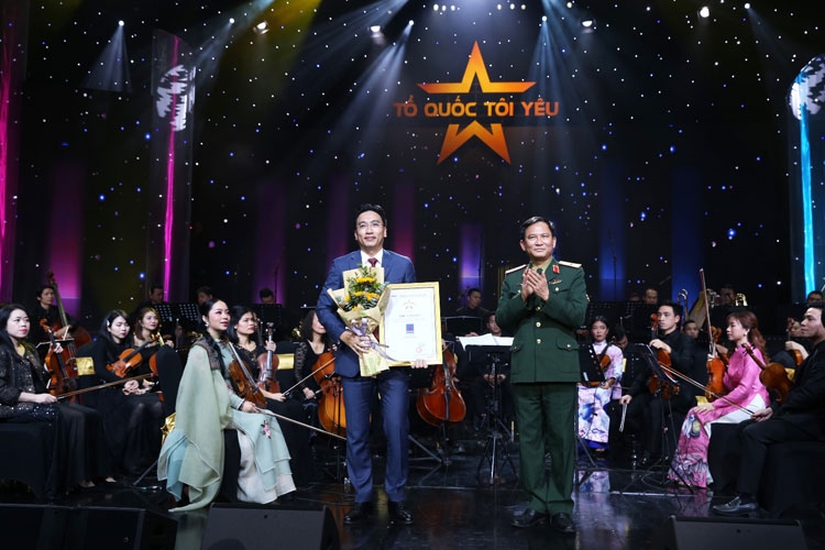 Thưởng thức Live concert 