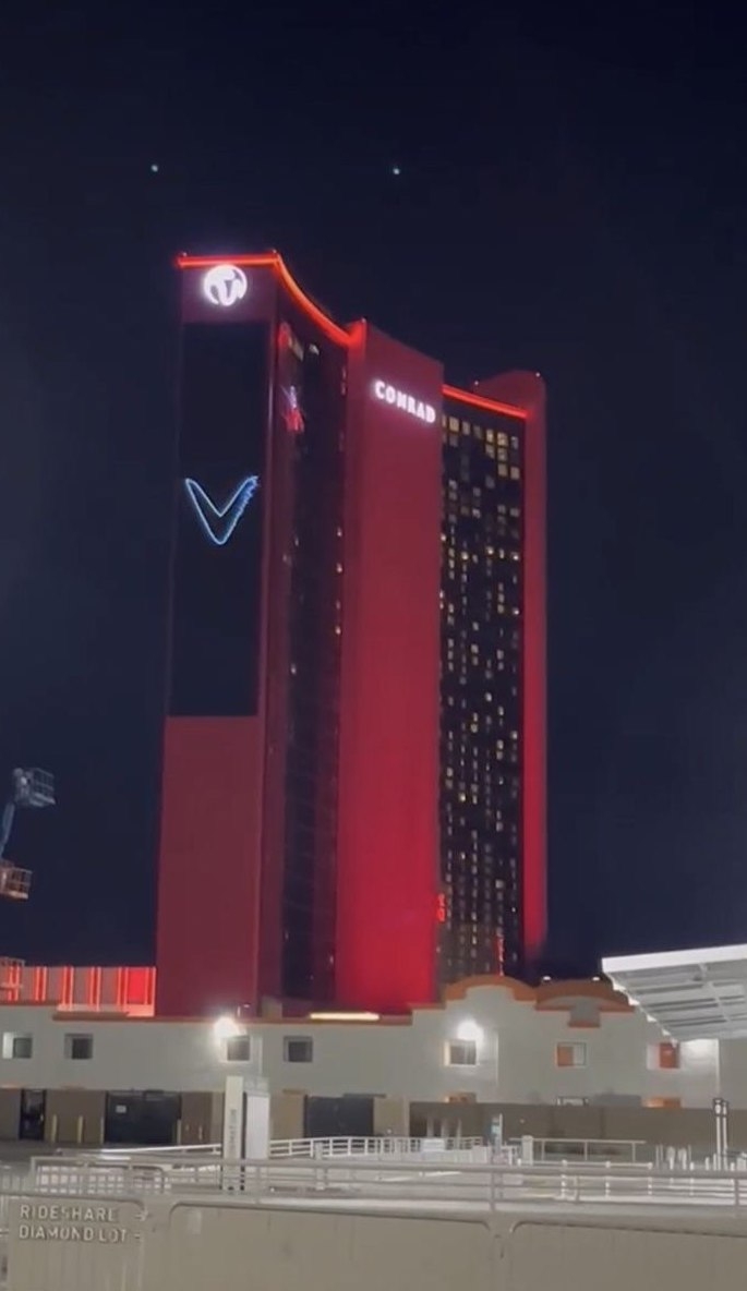Hình ảnh VinFast phủ sóng tại Las Vegas CES 2022 tràn ngập hình ảnh của hãng xe đến từ Việt Nam - VinFast