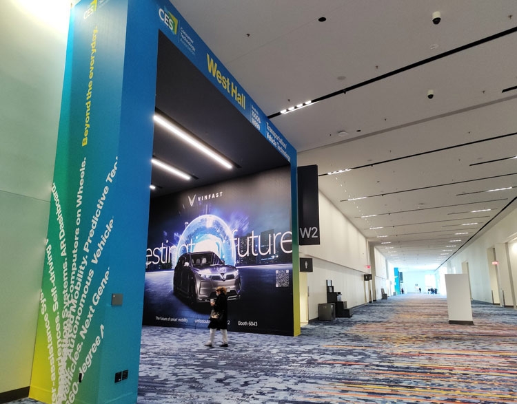 Hình ảnh VinFast phủ sóng tại Las Vegas CES 2022 tràn ngập hình ảnh của hãng xe đến từ Việt Nam - VinFast