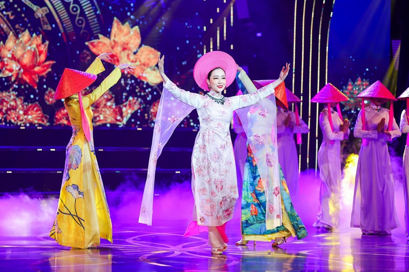 VinFuture công bố chủ nhân các giải thưởng phụng sự nhân loại năm 2021 VinFuture công bố chủ nhân các giải thưởng phụng sự nhân loại năm 2021