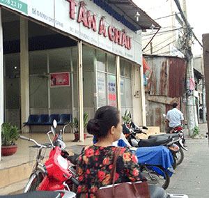 Suýt mất mạng vì làm đẹp "vùng kín"
