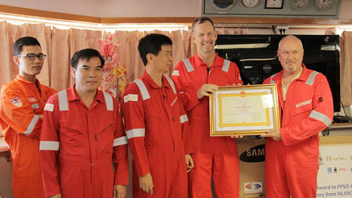 Mừng xuân trên Tàu FPSO Armada TGT 1