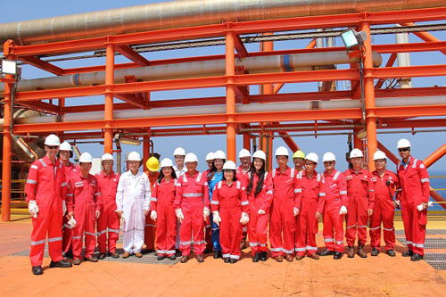 Mừng xuân trên Tàu FPSO Armada TGT 1