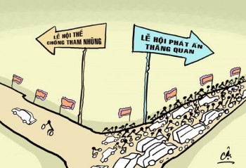 Nhiều quan chức ngày càng mê muội