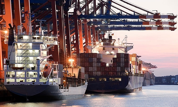 Cần có “nhạc trưởng” cho các cảng biển vùng Đông Nam Bộ can co nhac truong cho cac cang bien vung dong nam bo