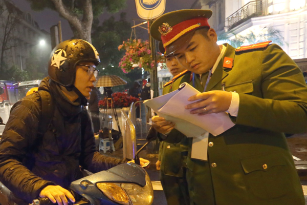 Tàu bọc thép của Chủ tịch Triều Tiên chuẩn bị đến Lạng Sơn tau boc thep cua chu tich trieu tien chuan bi den lang son