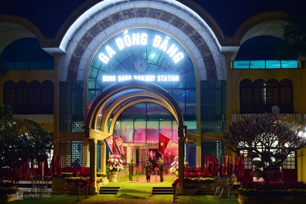 Tàu bọc thép của Chủ tịch Triều Tiên chuẩn bị đến Lạng Sơn tau boc thep cua chu tich trieu tien chuan bi den lang son