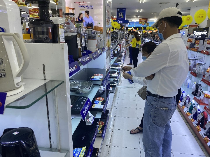 Thời cơ và thách thức