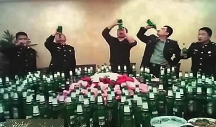 giai ma toan tap vi sao nguoi trung quoc tro nen xau xi phan 3