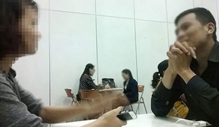 dang sau anh hao quang da cap