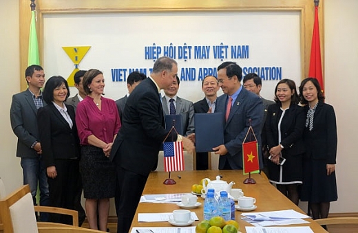 phan dau vi mot tinh than nang luong xanh