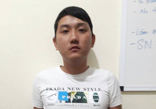 nguoi trong xe qua mat ong chu trom 455 luong vang trong 6 nam