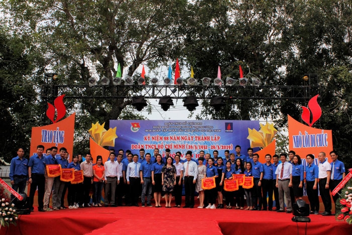 tuoi tre dau khi hanh dong doi moi