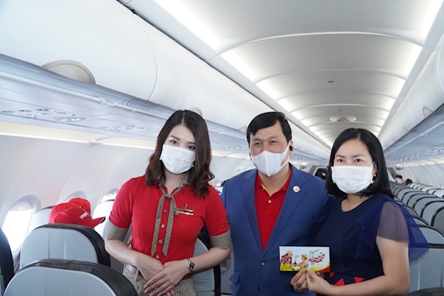 Sân bay Vân Đồn mở cửa trở lại đón chuyến bay Vietjet đầu tiên