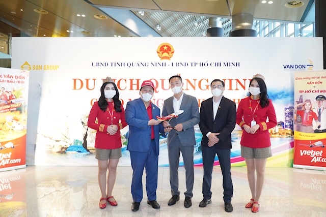 Sân bay Vân Đồn mở cửa trở lại đón chuyến bay Vietjet đầu tiên