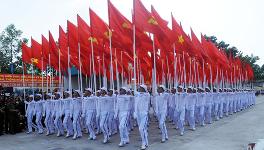 Đội hình diễu binh tại Lễ kỷ niệm 40 năm giải phóng Miền Nam Đội hình diễu binh tại Lễ kỷ niệm 40 năm giải phóng Miền Nam