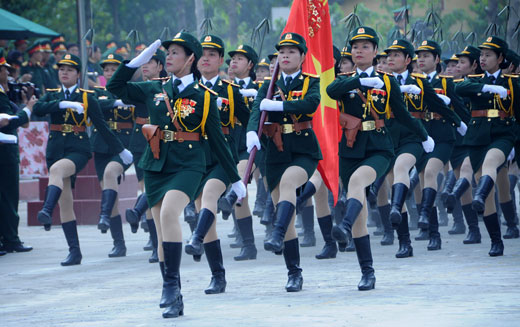 Đội hình diễu binh tại Lễ kỷ niệm 40 năm giải phóng Miền Nam Đội hình diễu binh tại Lễ kỷ niệm 40 năm giải phóng Miền Nam