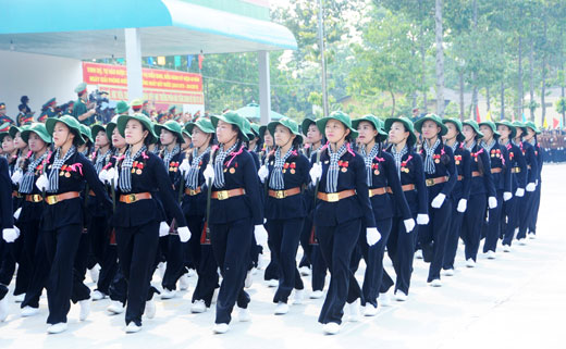 Đội hình diễu binh tại Lễ kỷ niệm 40 năm giải phóng Miền Nam Đội hình diễu binh tại Lễ kỷ niệm 40 năm giải phóng Miền Nam