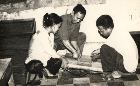 Người đào 7 căn hầm giấu vũ khí cho cách mạng