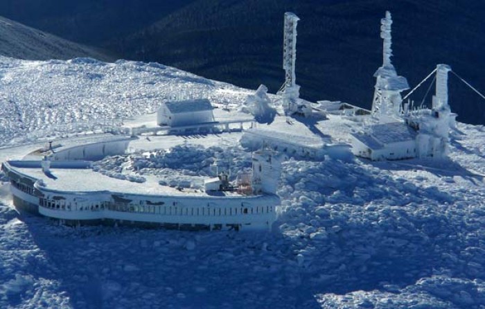 10 noi tuyet dep nhung an chua nhung dieu nguy hiem nhat the gioi