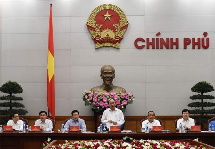thu tuong chu tri hop thuong truc chinh phu ve thuc hien luat doanh nghiep va luat dau tu