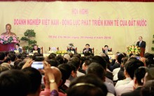 chum anh ben le hoi nghi dien hong tai tp hcm