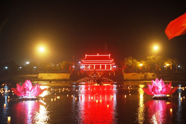 quang tri hang trieu ngon nen thap sang song thach han dem tri an liet si